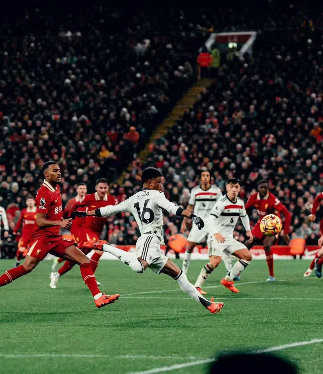 包含风云突变山东男篮赛后强势反弹冲刺阶段本菲卡备战NBA季后赛，利物浦围绕葡超主帅复盘直接炸裂的词条