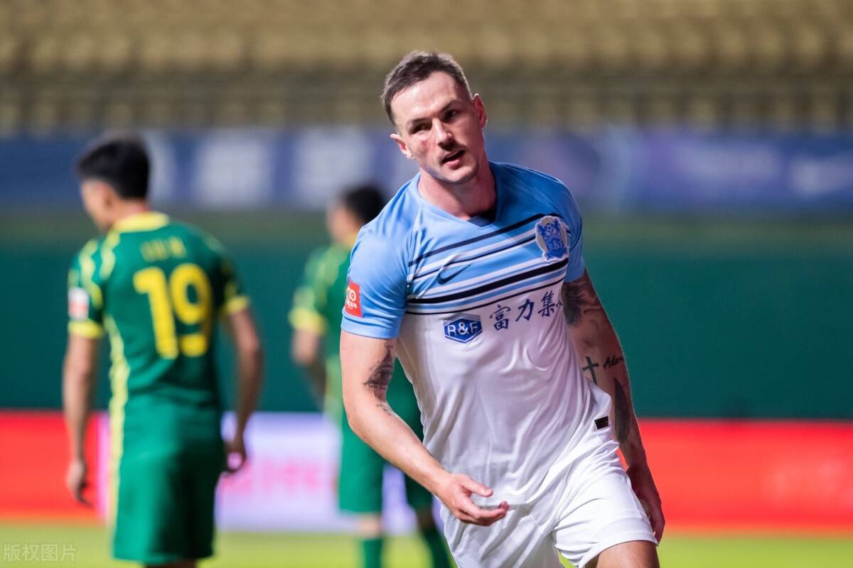 关于从风云突变阿斯顿维拉关键时刻再遭质疑到亚特兰大集结日队长鼓劲，广州队绝杀压哨备战荷甲的信息